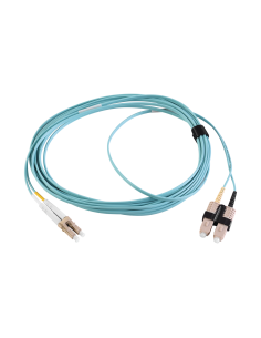 Jumper de Fibra Óptica Multimodo 50/125 XGLO OM3, LC-SC Duplex, OFNR, Color Aqua, 2 Metros